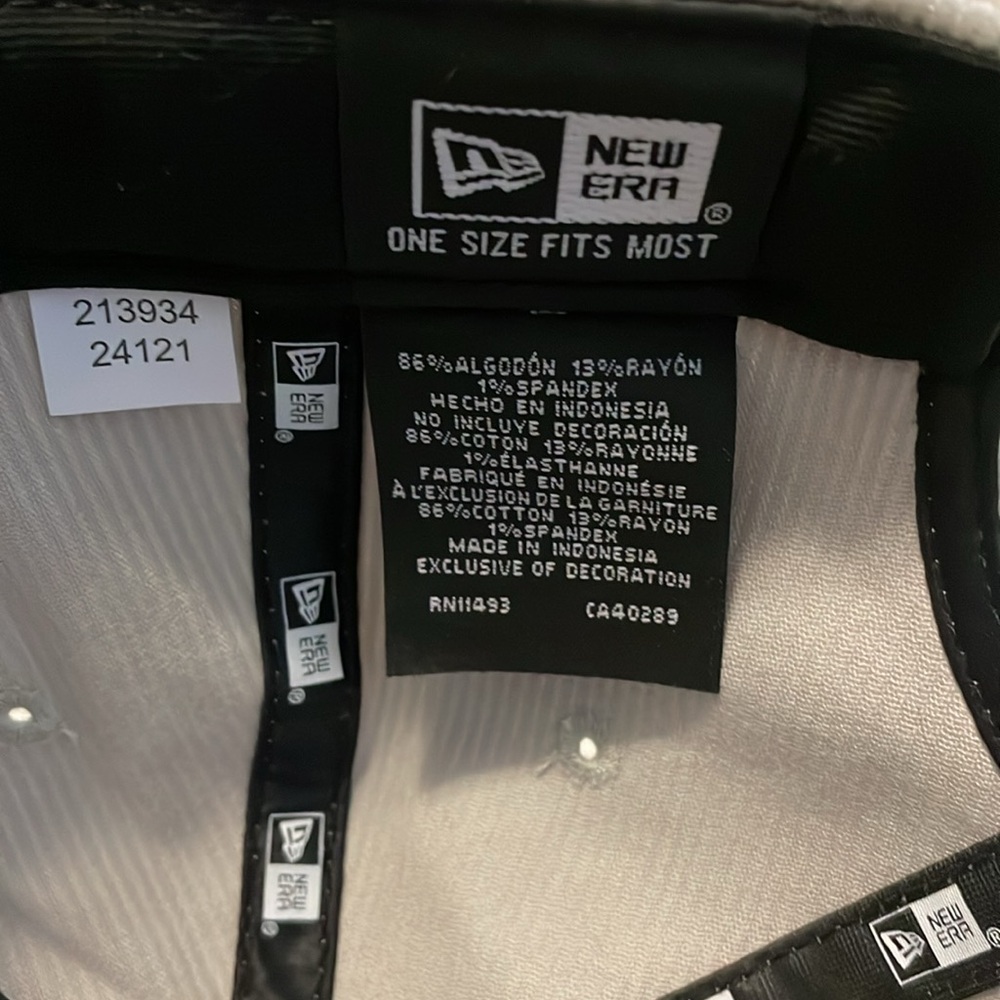 Milwaukee Bucks Gray Cap - Picture 2 of 8